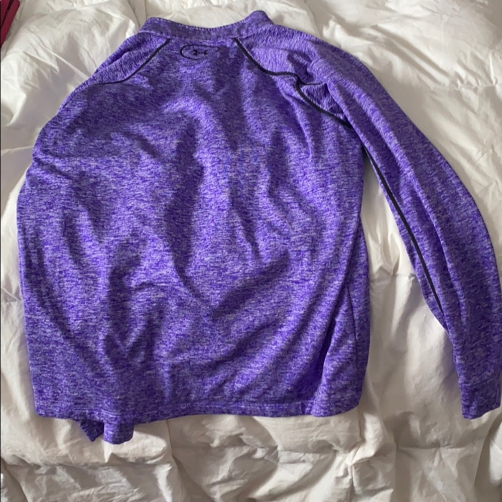 Under armour pull over - Picture 3 of 3